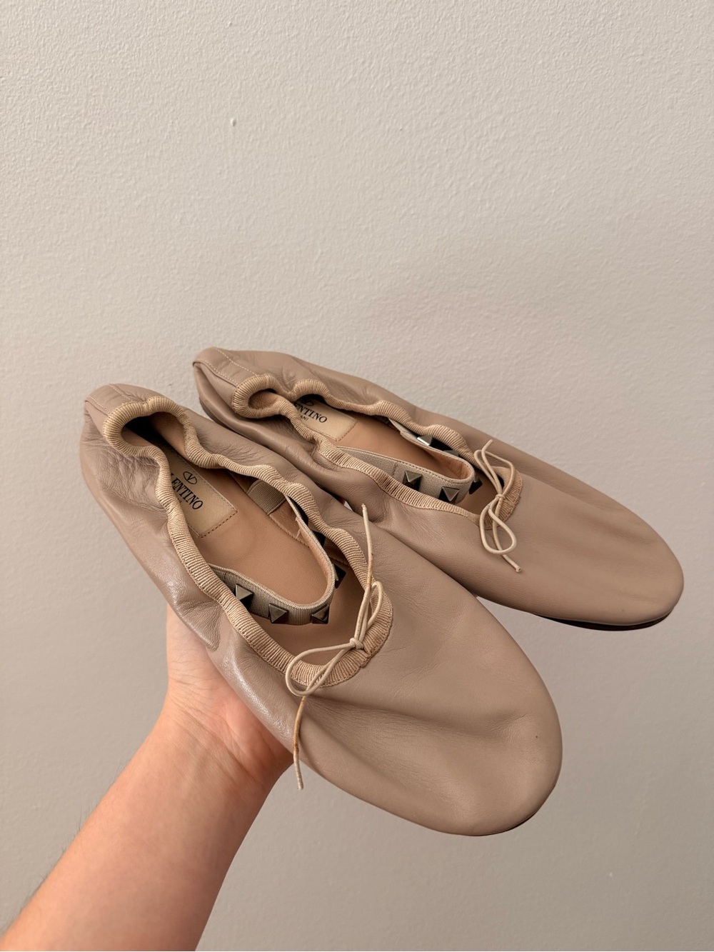 Valentino Beige Leather Ballet Flats